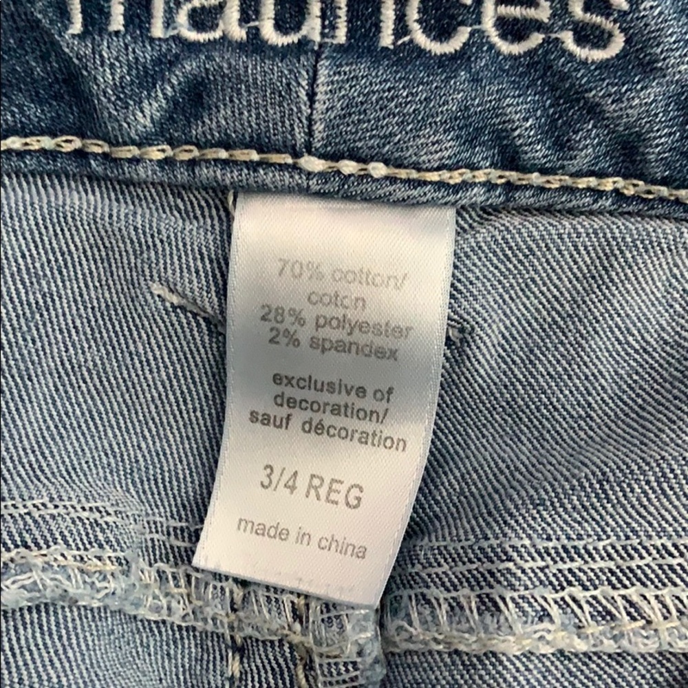 Maurices Distressed Denim Capris - Picture 6 of 6